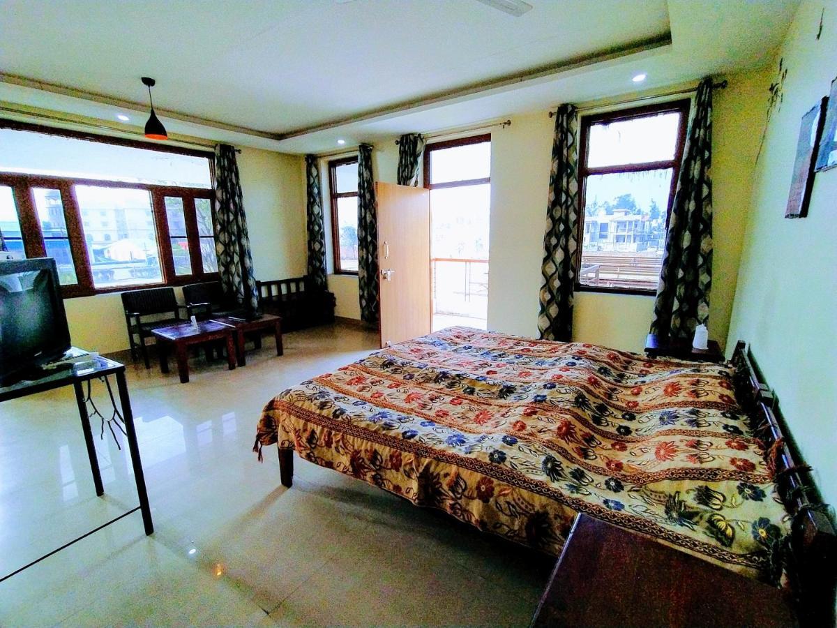 Swaraj Resorts Bharatpur Exteriér fotografie