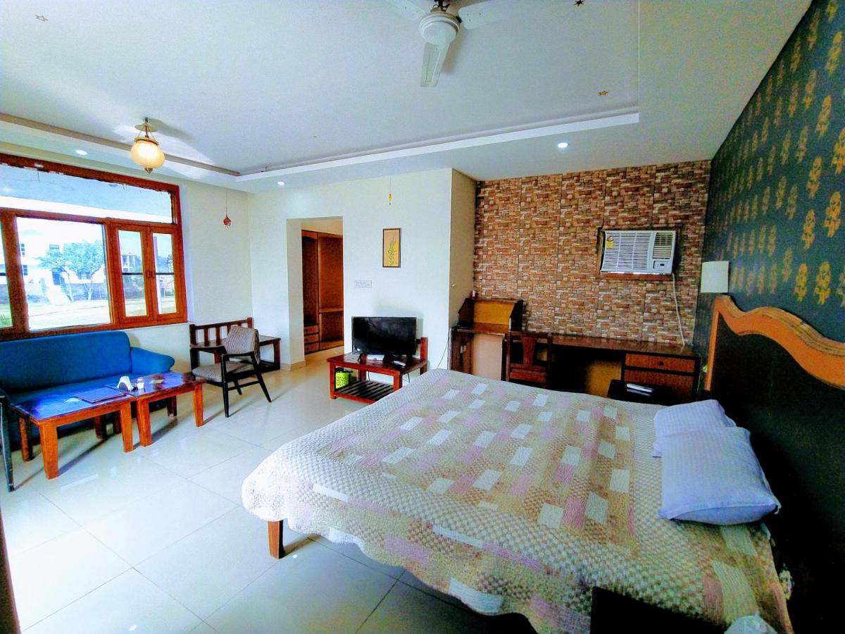 Swaraj Resorts Bharatpur Exteriér fotografie